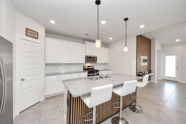 7202 Wilshire Court, Rosharon, TX 77583