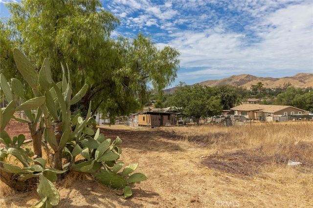 21639 Ellis Avenue, Perris, CA 92572