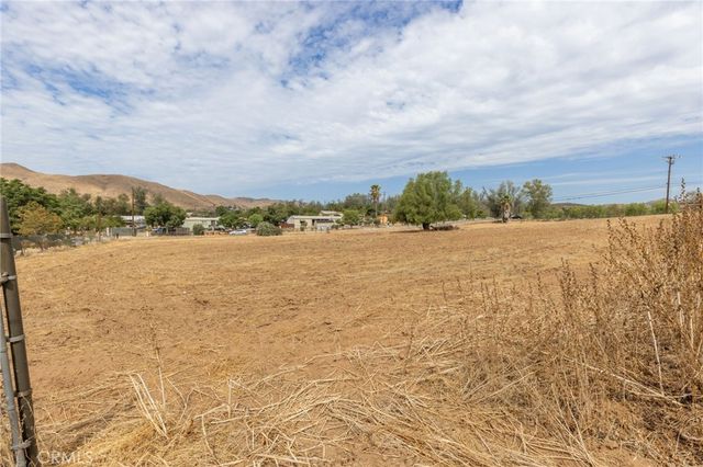 21639 Ellis Avenue, Perris, CA 92572