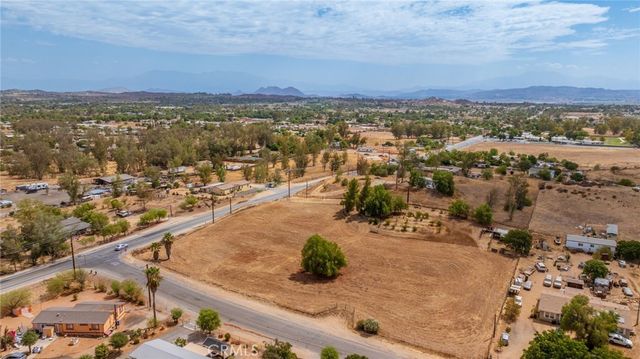 21639 Ellis Avenue, Perris, CA 92572