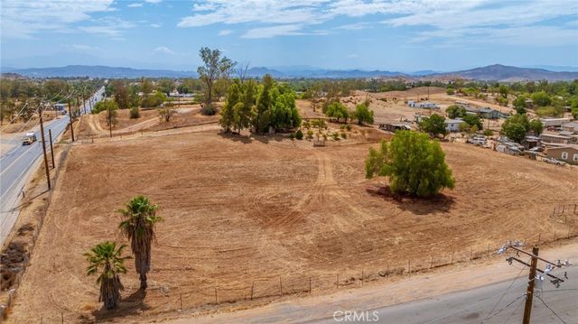 21639 Ellis Avenue, Perris, CA 92572
