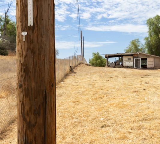 21639 Ellis Avenue, Perris, CA 92572