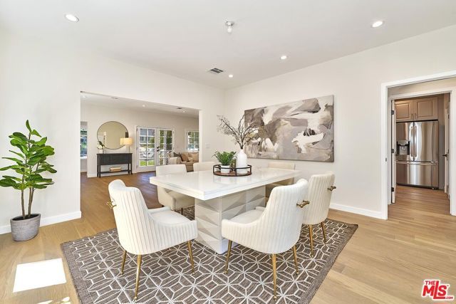 916 S Victoria Avenue, Los Angeles, CA 90019