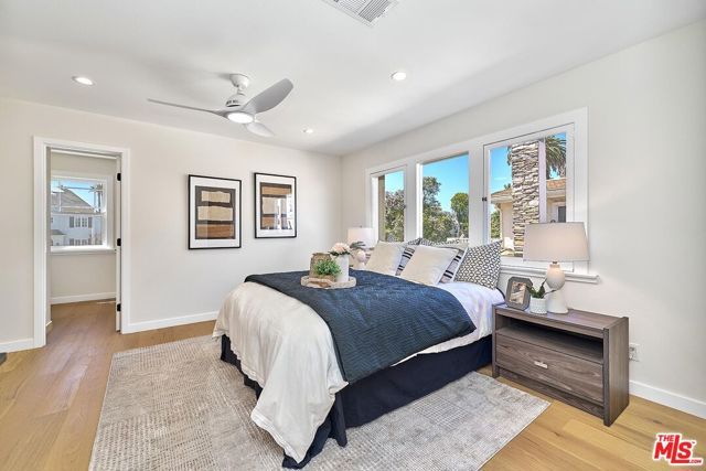 916 S Victoria Avenue, Los Angeles, CA 90019