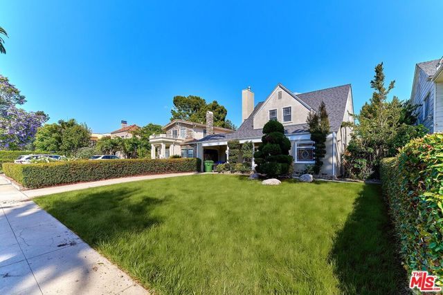 916 S Victoria Avenue, Los Angeles, CA 90019