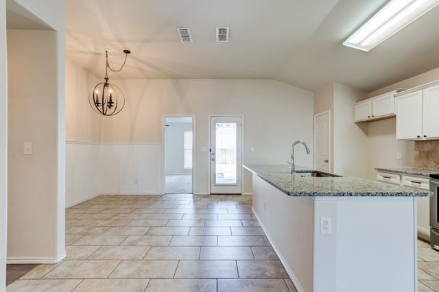 7012 34th Place, Lubbock, TX 79407