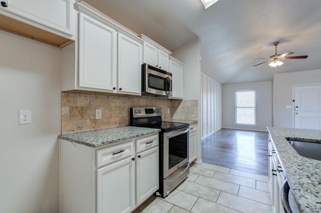 7012 34th Place, Lubbock, TX 79407