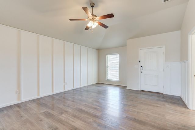 7012 34th Place, Lubbock, TX 79407