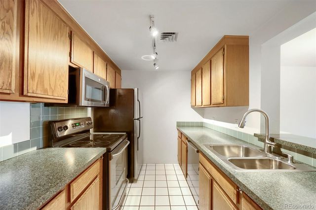 800 N Pearl Street 407, Denver, CO 80203