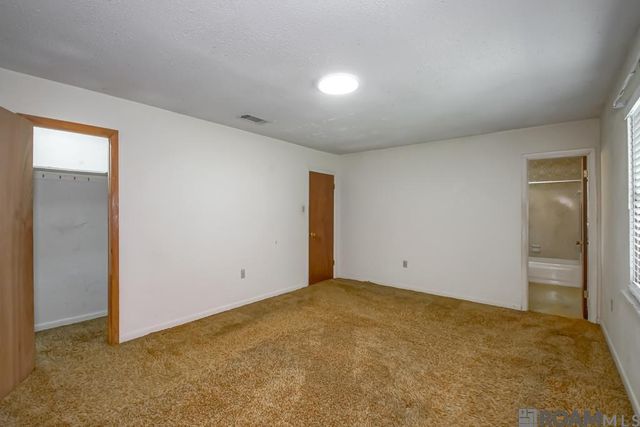 9338 Prince Charles St, Denham Springs, LA 70726