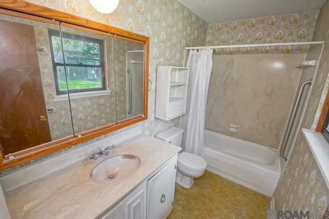 9338 Prince Charles St, Denham Springs, LA 70726