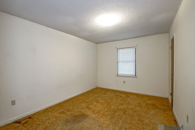 9338 Prince Charles St, Denham Springs, LA 70726