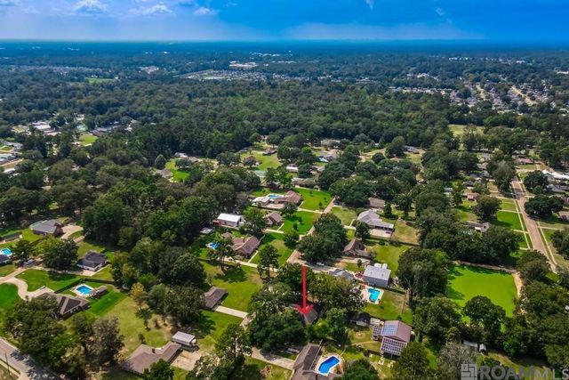 9338 Prince Charles St, Denham Springs, LA 70726
