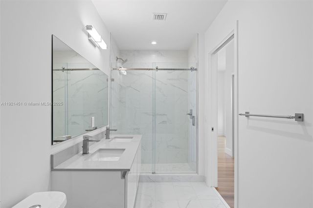 101 Diplomat Pkwy 0901, Hallandale Beach, FL 33009