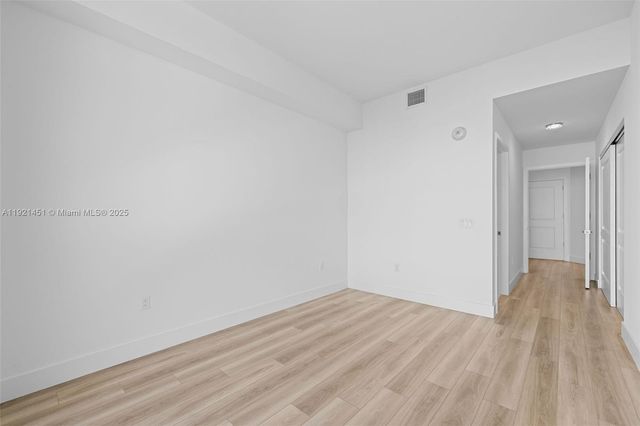 101 Diplomat Pkwy 0901, Hallandale Beach, FL 33009