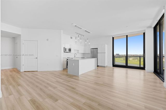 101 Diplomat Pkwy 0901, Hallandale Beach, FL 33009