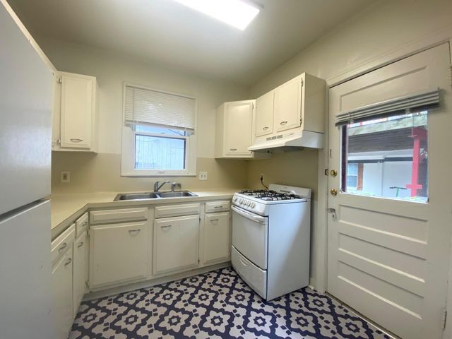 2845 San Gabriel ST A, Austin, TX 78705