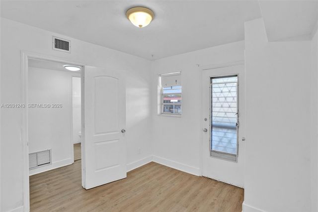 1400 NE 191st Street 343, Miami, FL 33179