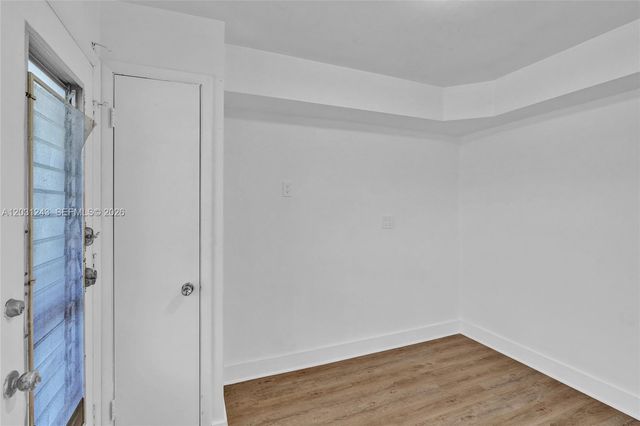 1400 NE 191st Street 343, Miami, FL 33179