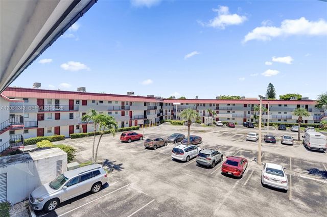 1400 NE 191st Street 343, Miami, FL 33179