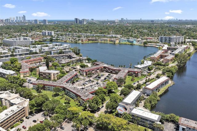 1400 NE 191st Street 343, Miami, FL 33179