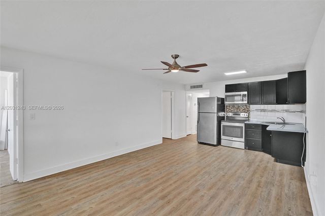 1400 NE 191st Street 343, Miami, FL 33179