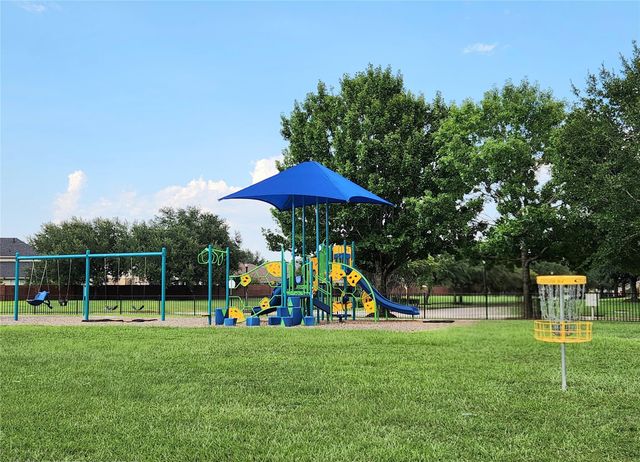 20607 Summer Retreat Lane, Cypress, TX 77433