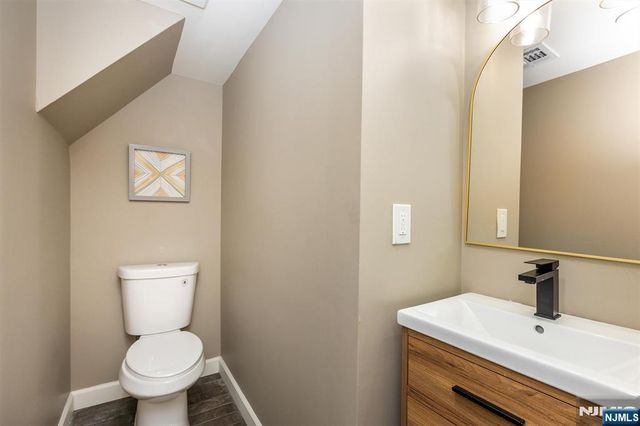 181 Valley Road, Montclair, NJ 07042