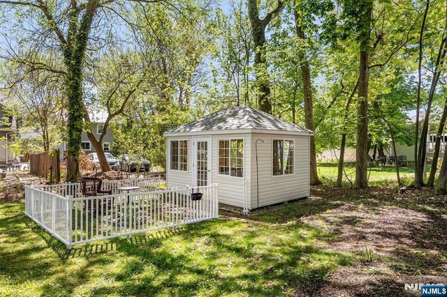 181 Valley Road, Montclair, NJ 07042