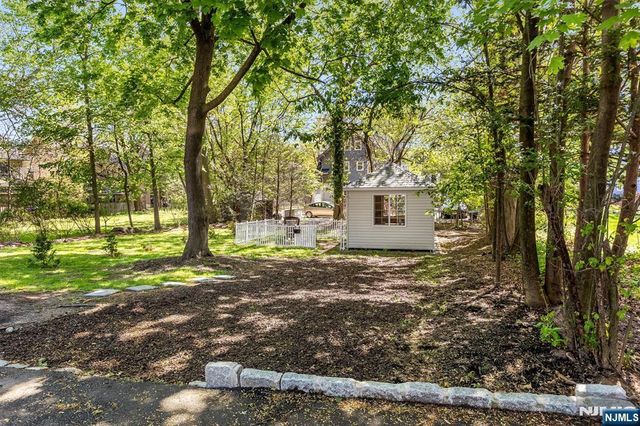 181 Valley Road, Montclair, NJ 07042