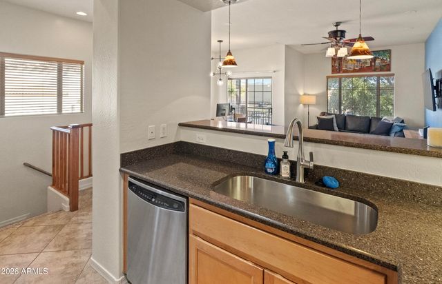 6940 E COCHISE Road 1026, Paradise Valley, AZ 85253