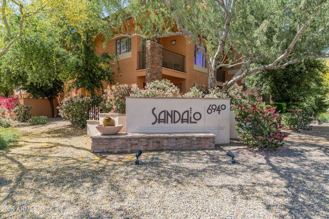 6940 E COCHISE Road 1026, Paradise Valley, AZ 85253