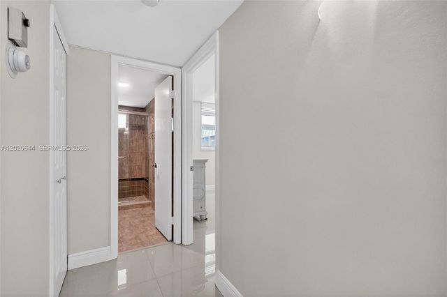 3550 NE 169th St 407, North Miami Beach, FL 33160