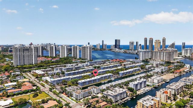 3550 NE 169th St 407, North Miami Beach, FL 33160