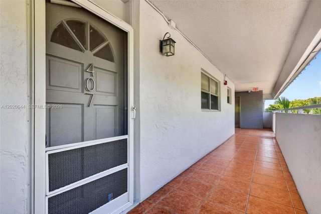 3550 NE 169th St 407, North Miami Beach, FL 33160
