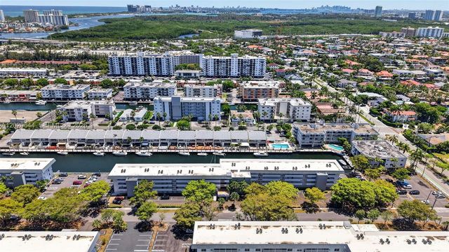 3550 NE 169th St 407, North Miami Beach, FL 33160