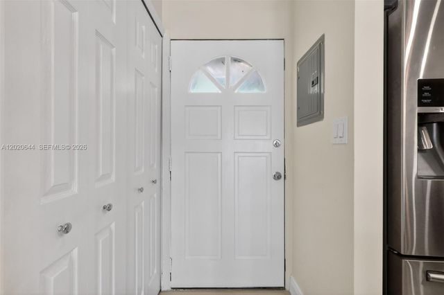3550 NE 169th St 407, North Miami Beach, FL 33160