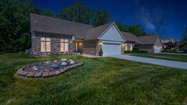 40219 Denbigh Drive, Sterling Heights, MI 48310