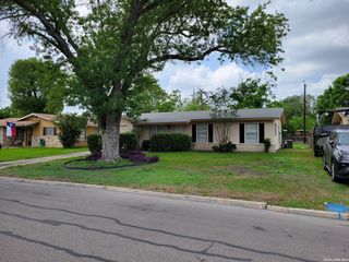 5405 BORCHERS DR, San Antonio, TX 78219