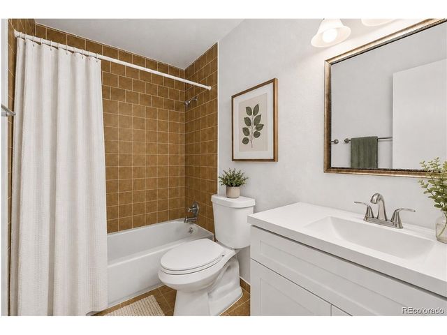 3816 S Yosemite St 139, Denver, CO 80237