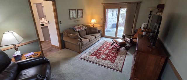 7965 S Wynbrook COURT, Oak Creek, WI 53154