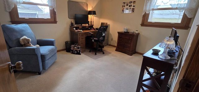 7965 S Wynbrook COURT, Oak Creek, WI 53154