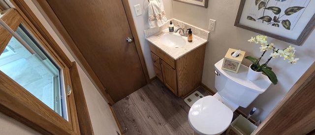 7965 S Wynbrook COURT, Oak Creek, WI 53154