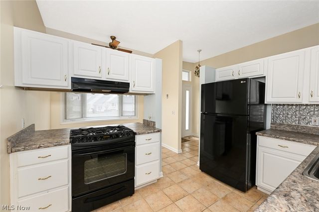 5780 Emerald Ridge Pky, Solon, OH 44139