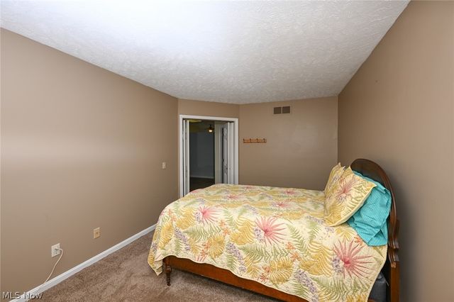 5780 Emerald Ridge Pky, Solon, OH 44139