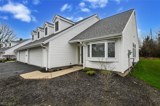 5780 Emerald Ridge Pky, Solon, OH 44139