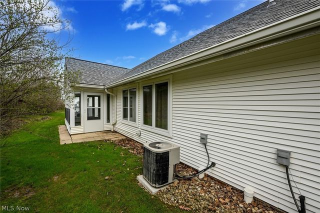 5780 Emerald Ridge Pky, Solon, OH 44139