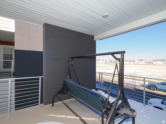 6661 W MEADOW GRASS DR, South Jordan, UT 84009