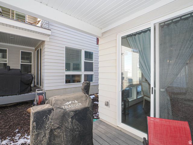 6661 W MEADOW GRASS DR, South Jordan, UT 84009