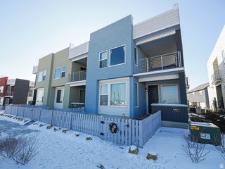 6661 W MEADOW GRASS DR, South Jordan, UT 84009